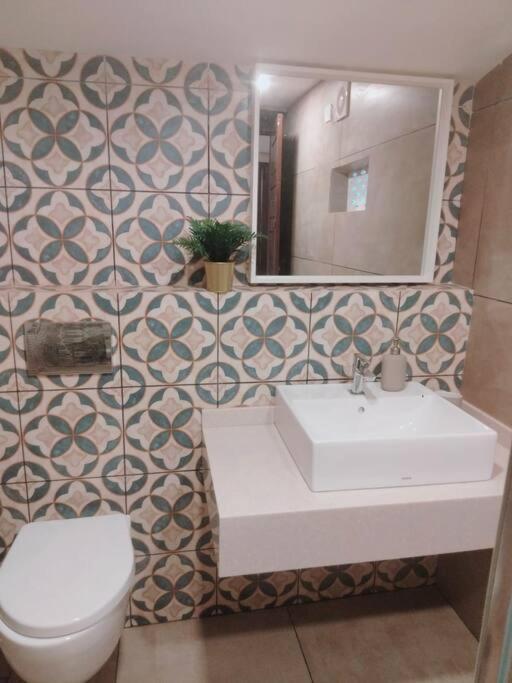 A Quaint Cottage With Rajah'S Seat View. Madikeri Eksteriør billede